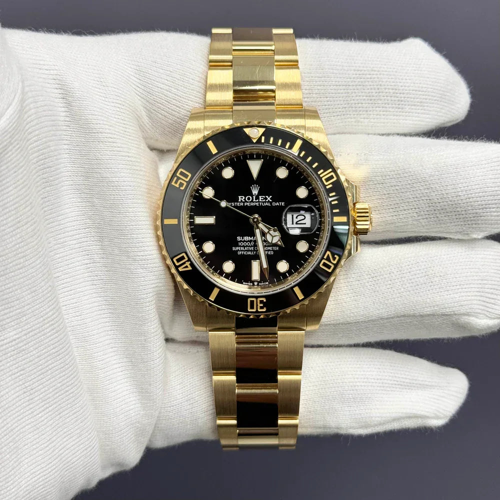Rolex Submariner Gold Black Dial Bezel 126618